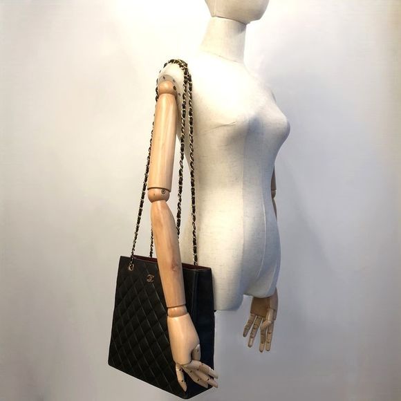 Chanel Matelasse Chain Shoulder Bag Tote Bag Coco Mark Vintage Lambskin Black - Picture 3 of 10